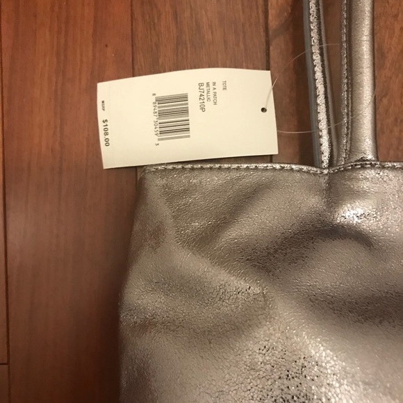 Betsey Johnson leather tote. - Picture 5 of 5
